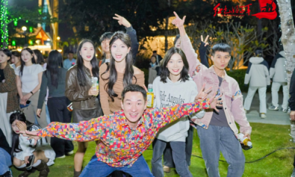 狂欢持续！《丝路鎏光季》潮玩攻略带你嗨FUN日夜